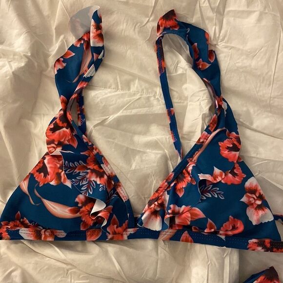 Navy Floral Bikini Size M New in Package - Picture 6 of 6